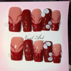 Press-On Nails Set - Red & Nude Floral Design